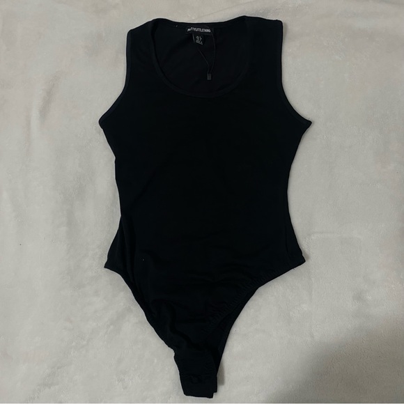 PLT. Basic Black & White Cotton Blend Racer Back Bodysuit. Size 4 - Picture 6 of 8